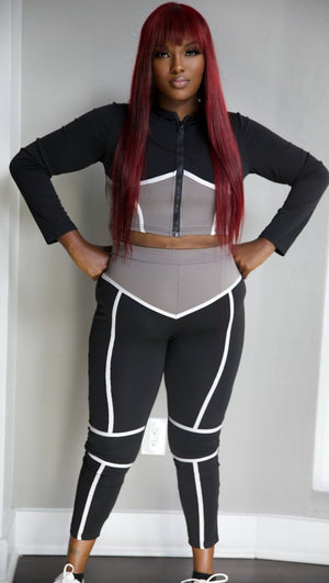 **PRE-ORDER** Catching flights 2 piece Hoodie Tracksuit